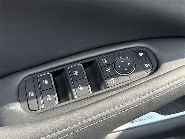 Thumbnail: 2026 INFINITI QX60 - 9