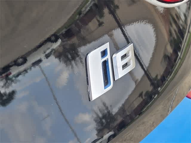 Thumbnail: 2015 BMW  - 7