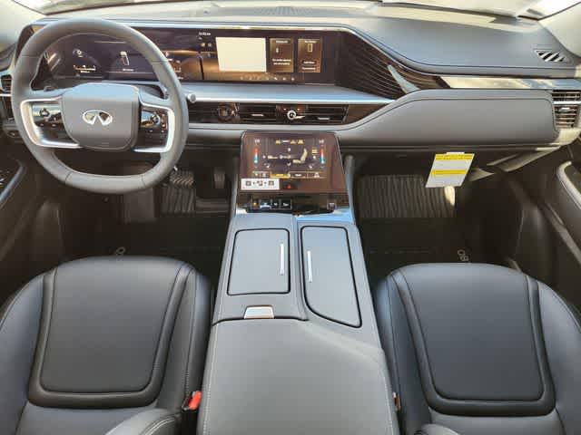 Thumbnail: 2026 INFINITI QX80 - 10