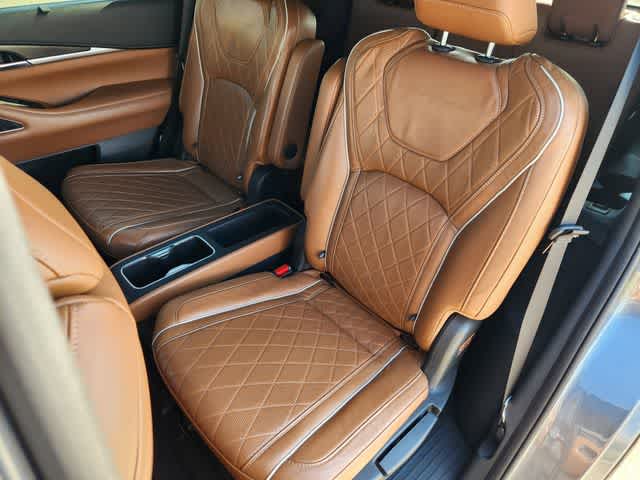 Thumbnail: 2023 INFINITI QX60 - 13