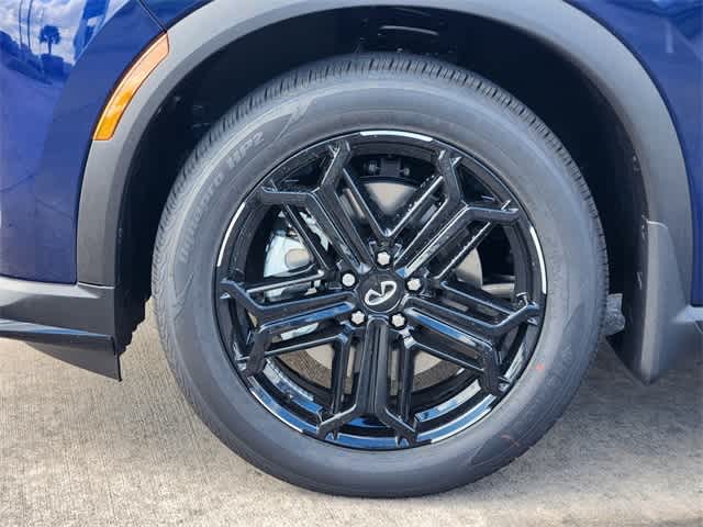 Thumbnail: 2026 INFINITI QX60 - 8