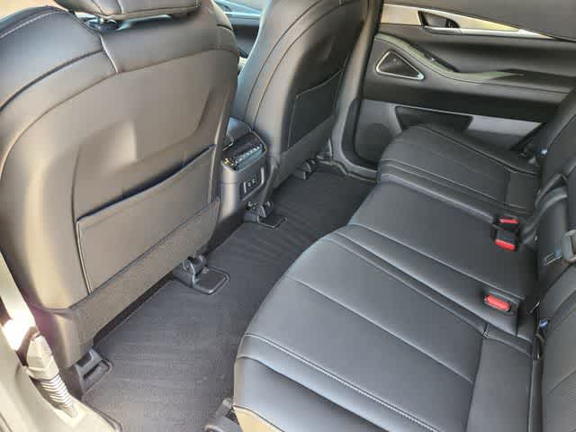 Thumbnail: 2026 INFINITI QX60 - 12