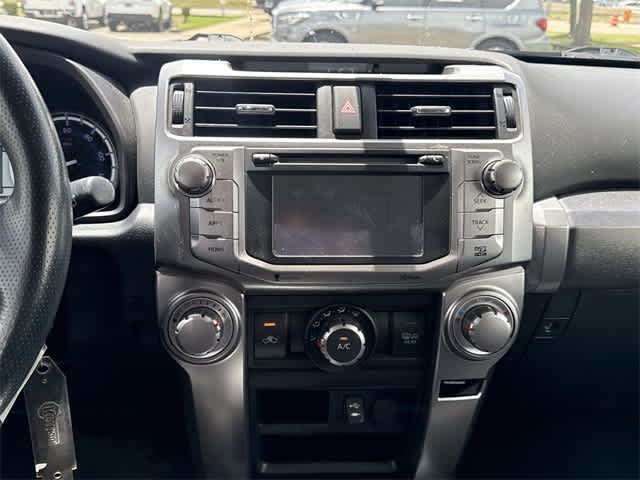 Thumbnail: 2014 Toyota 4Runner - 18