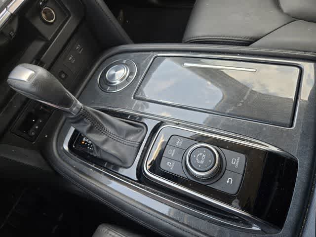 Thumbnail: 2021 Nissan Armada - 17