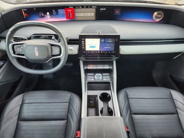 Thumbnail: 2024 Lincoln Nautilus - 10