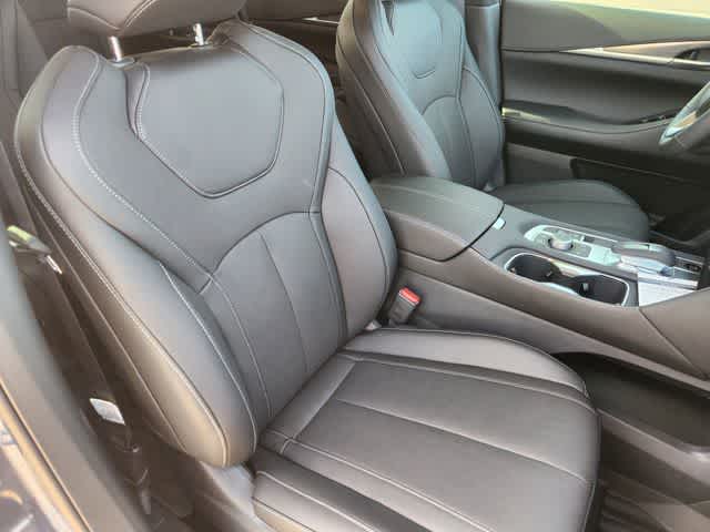 Thumbnail: 2026 INFINITI QX60 - 15