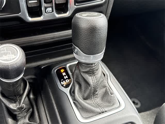 Thumbnail: 2020 Jeep Wrangler - 15