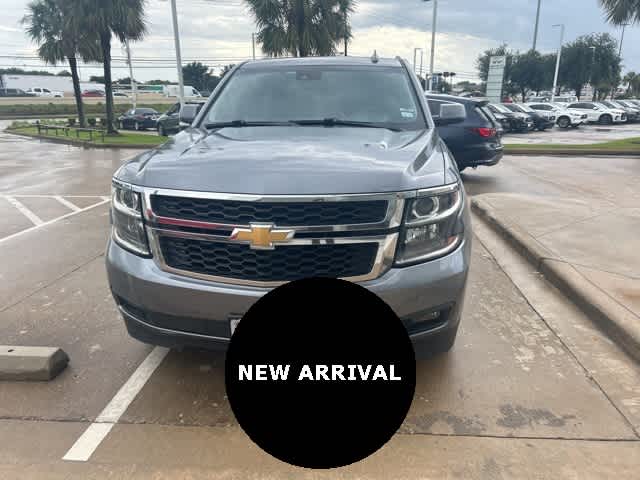 Thumbnail: 2019 Chevrolet Tahoe - 3