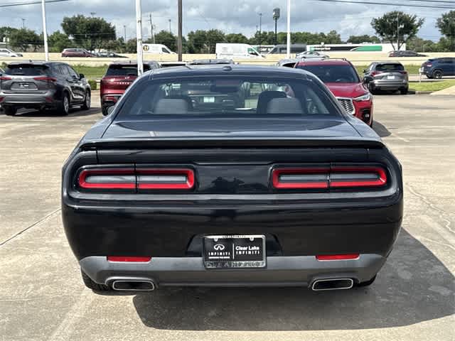 Thumbnail: 2015 Dodge Challenger - 4