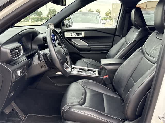 2020 Ford Explorer ST 10