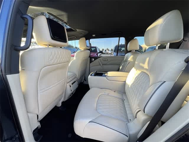 Thumbnail: 2022 INFINITI QX80 - 17