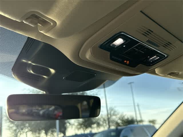 Thumbnail: 2023 Lincoln Aviator - 26