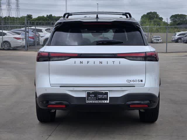 Thumbnail: 2027 INFINITI QX60 - 4