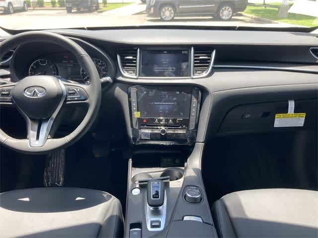 Thumbnail: 2025 INFINITI QX50 - 10