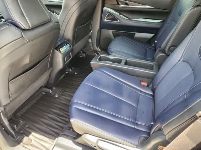 Thumbnail: 2026 INFINITI QX60 - 11