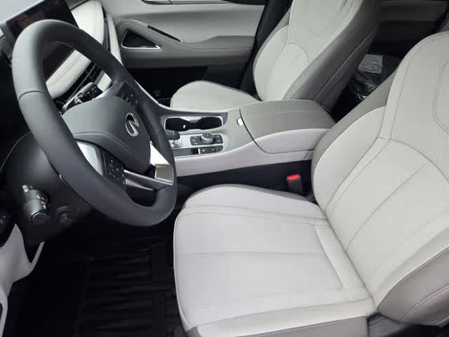 Thumbnail: 2027 INFINITI QX60 - 11