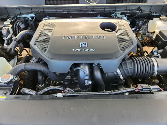 Thumbnail: 2026 INFINITI QX80 - 9