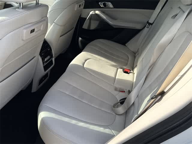 Thumbnail: 2022 BMW X5 - 13