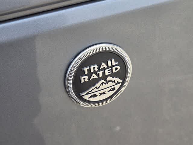 Thumbnail: 2015 Jeep Wrangler - 7