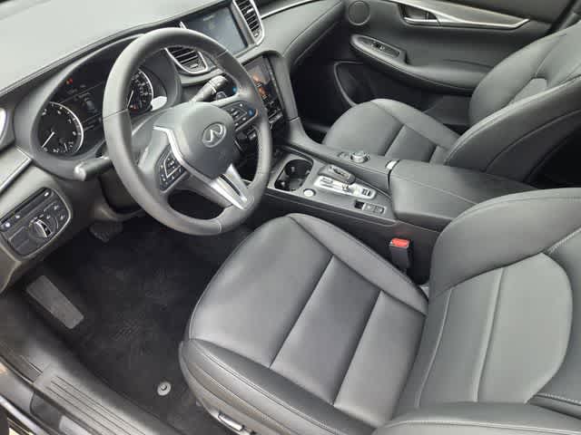 Thumbnail: 2025 INFINITI QX50 - 2