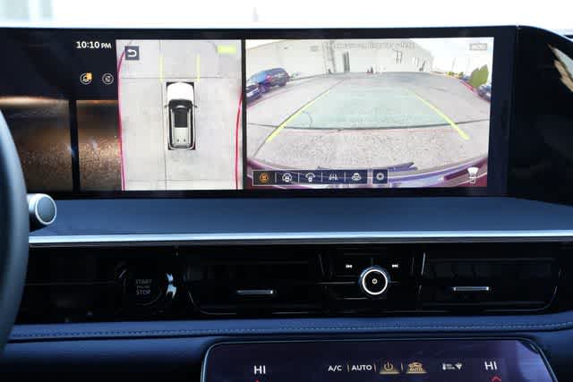 Thumbnail: 2026 INFINITI QX80 - 14