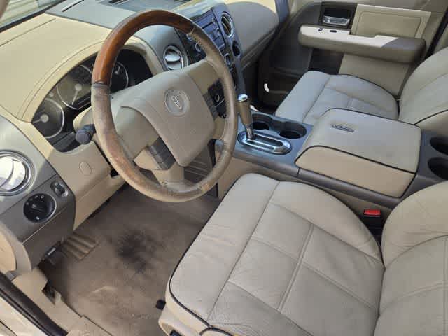 Thumbnail: 2008 Lincoln Mark LT - 2