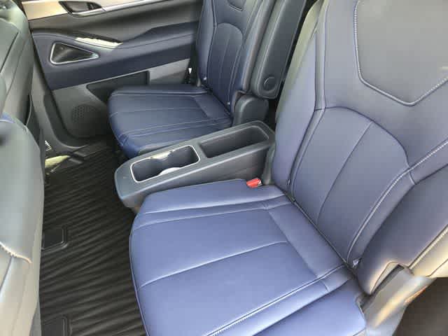Thumbnail: 2027 INFINITI QX60 - 13