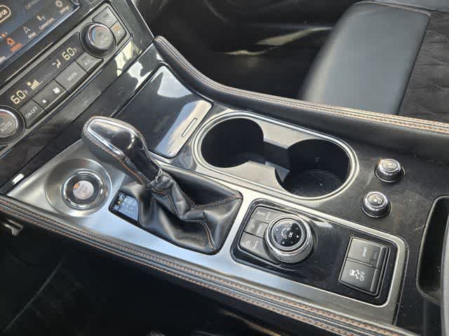 Thumbnail: 2020 Nissan Maxima - 17