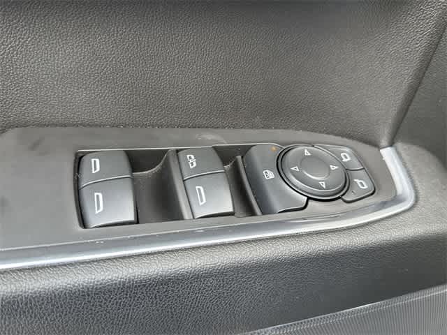 Thumbnail: 2023 Chevrolet Silverado 1500 - 9