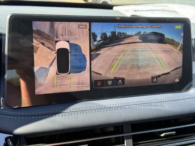 Thumbnail: 2026 INFINITI QX60 - 26