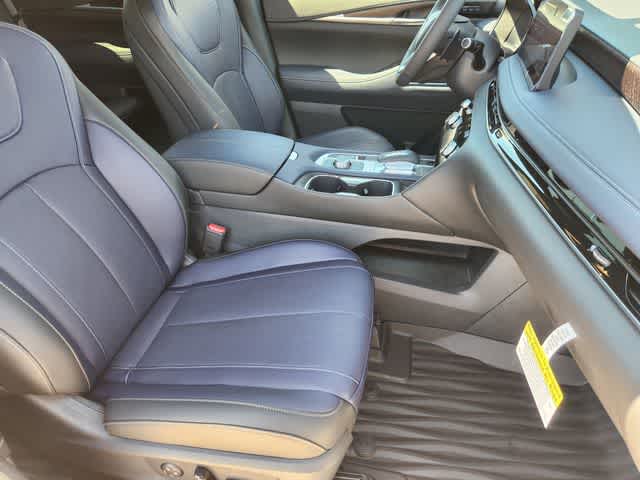 Thumbnail: 2026 INFINITI QX60 - 14