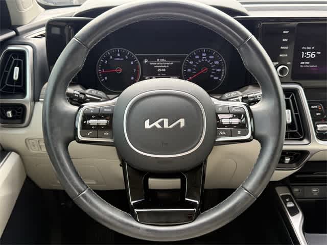 Thumbnail: 2022 Kia Sorento - 17