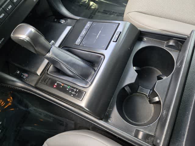 Thumbnail: 2023 Lexus GX - 18