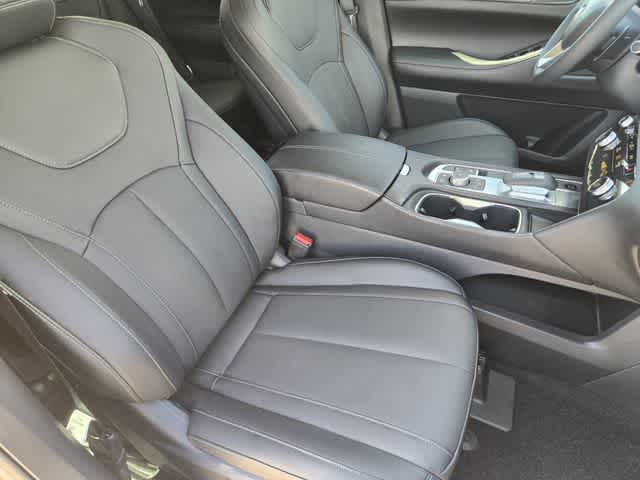 Thumbnail: 2026 INFINITI QX60 - 15