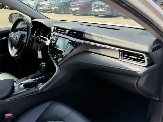 Thumbnail: 2020 Toyota Camry - 20