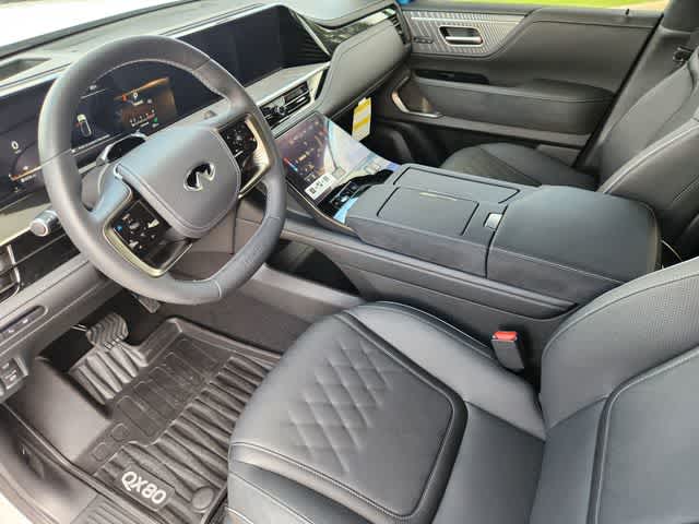 Thumbnail: 2026 INFINITI QX80 - 2
