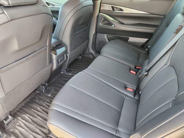 Thumbnail: 2026 INFINITI QX60 - 12