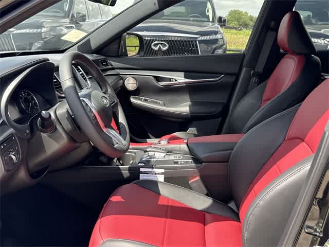 Thumbnail: 2025 INFINITI QX50 - 9