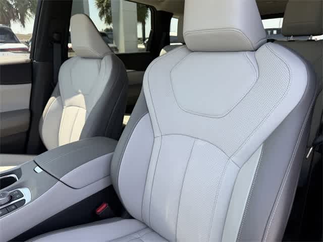 Thumbnail: 2026 INFINITI QX60 - 14