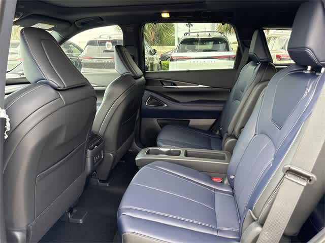 Thumbnail: 2026 INFINITI QX60 - 14