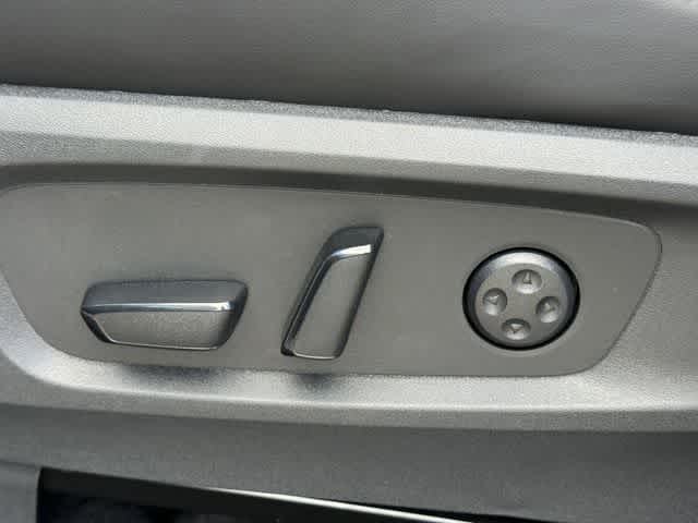 Thumbnail: 2026 INFINITI QX60 - 22