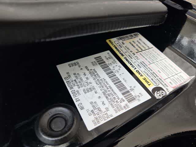 Thumbnail: 2011 Lincoln Navigator - 21