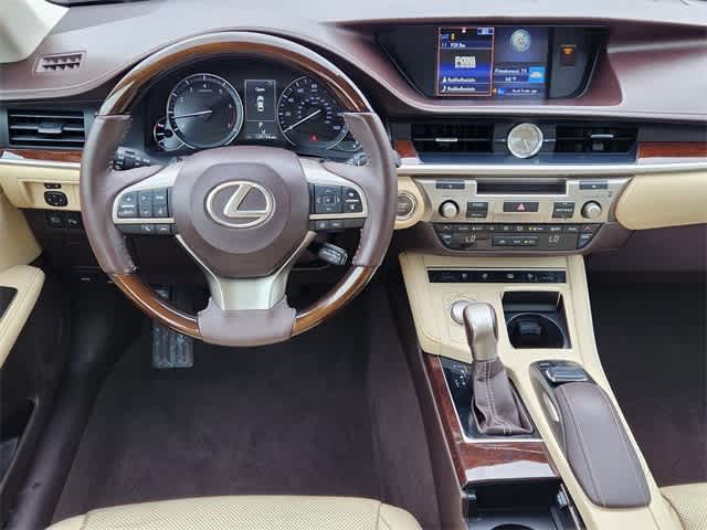 Thumbnail: 2016 Lexus ES - 15