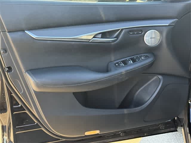 Thumbnail: 2023 INFINITI QX50 - 8