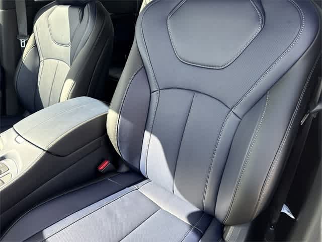 Thumbnail: 2026 INFINITI QX60 - 13