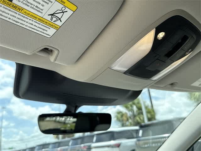 Thumbnail: 2026 INFINITI QX60 - 25