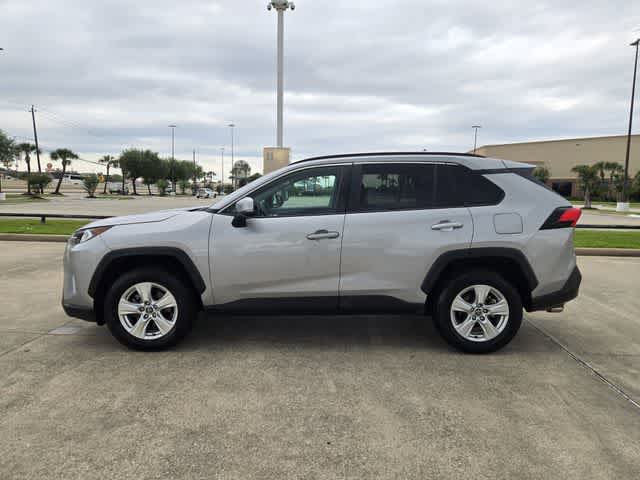 Thumbnail: 2021 Toyota RAV4 - 2