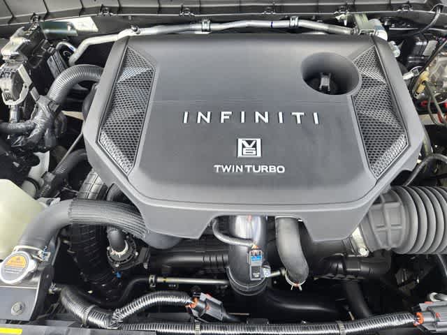 Thumbnail: 2026 INFINITI QX80 - 9