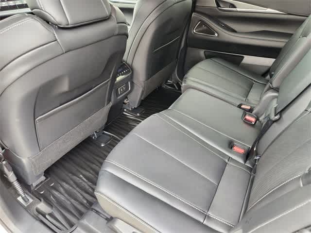 Thumbnail: 2026 INFINITI QX60 - 11