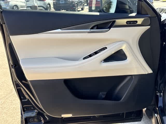 Thumbnail: 2025 INFINITI QX60 - 8